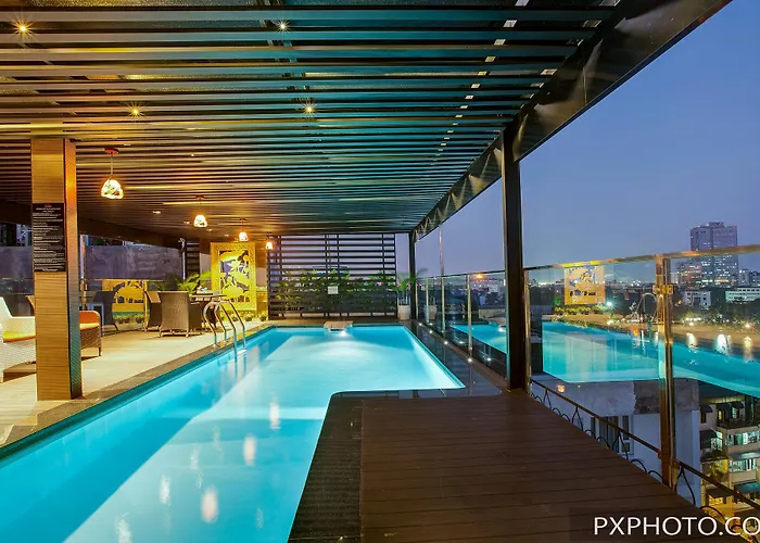 Golden Lotus Luxury Hotel